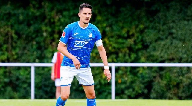 托特纳姆迎德国杯关键赛，集结日调整名单，更衣室稳定，心理建设被强调(托特纳姆热刺队长是谁)-LOL官网登录入口