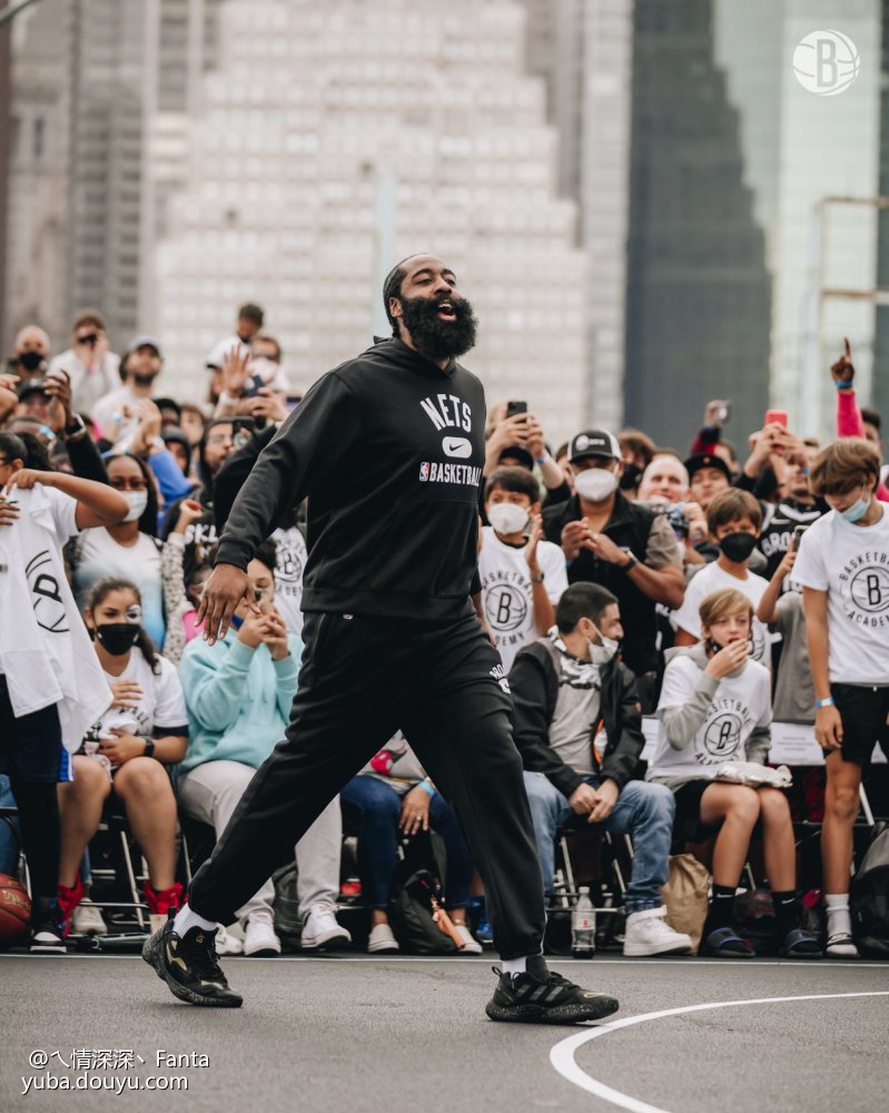 关于亚特兰大训练开放日；加时末段伤情更新引欢呼；足总杯在即；更衣室氛围转暖的信息-s15全球总决赛